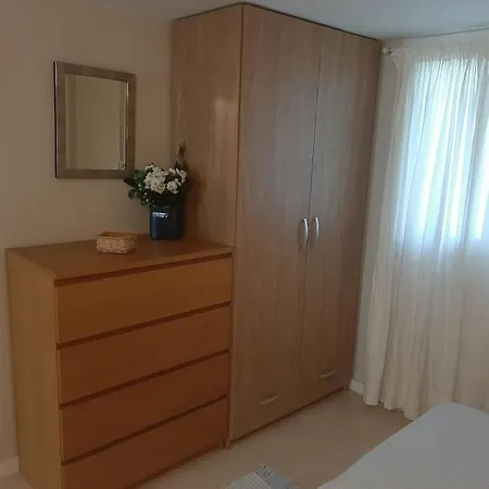 Apartment Frente A La Playa.solo Cruzar La Calle Estepona