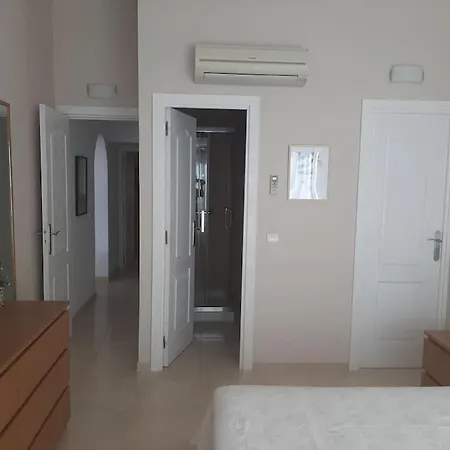 Apartment Frente A La Playa.solo Cruzar La Calle