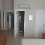 Apartment Frente A La Playa.solo Cruzar La Calle