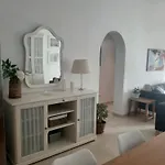 Frente A La Playa.solo Cruzar La Calle Apartmán Estepona