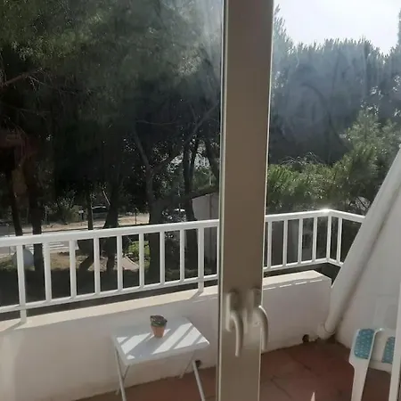 Apartment Frente A La Playa.solo Cruzar La Calle Estepona