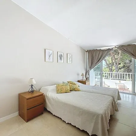 Frente A La Playa.solo Cruzar La Calle Apartment Estepona