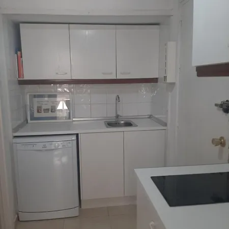 Apartment Frente A La Playa.solo Cruzar La Calle Estepona