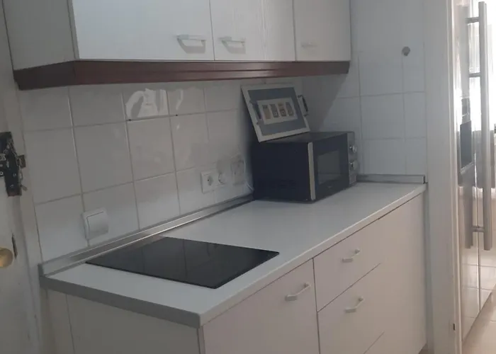 Frente A La Playa.solo Cruzar La Calle